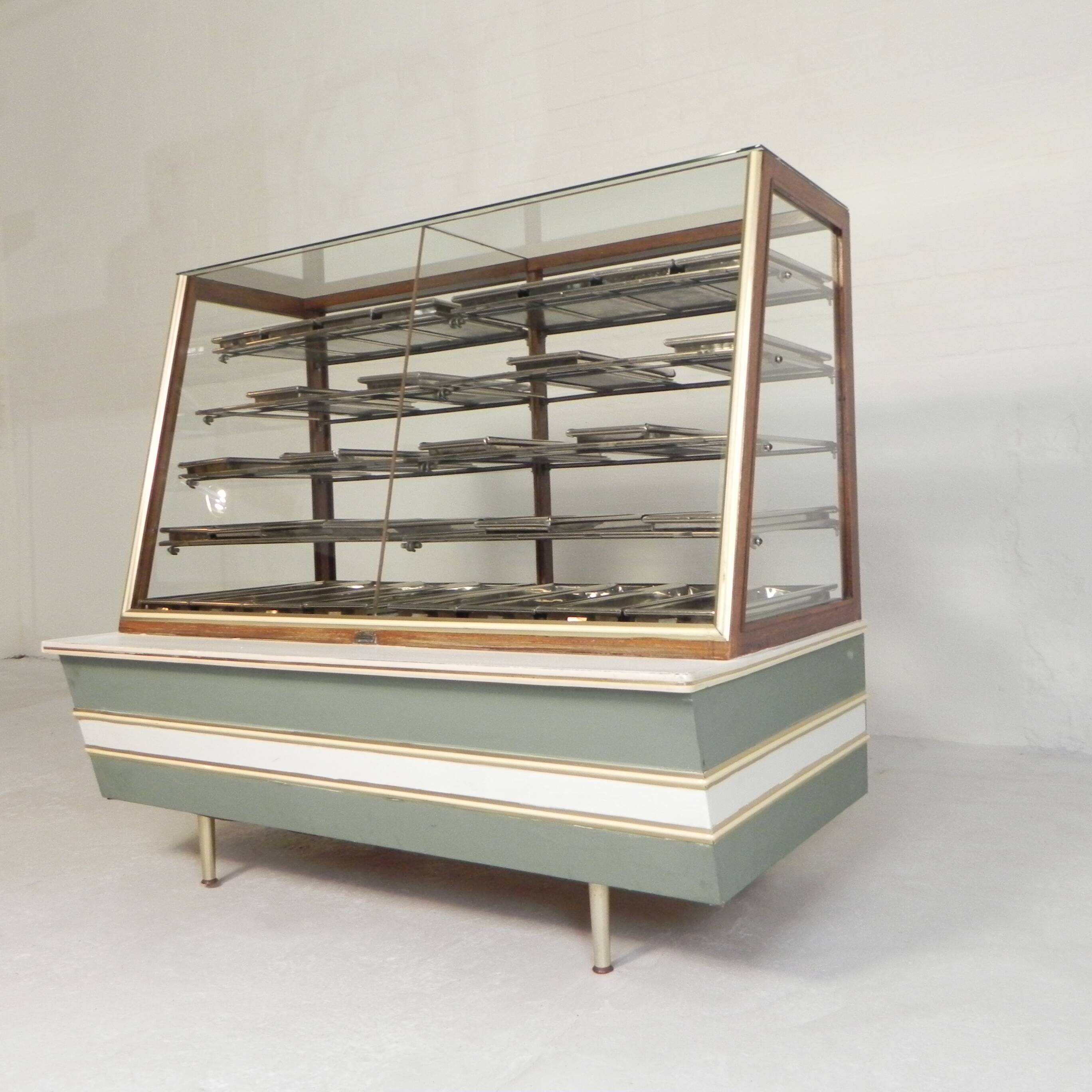 Bakery display case, Esme counter Groningen, 1950s