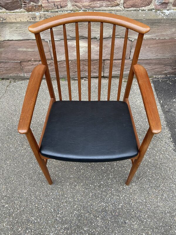 Fauteuil de bureau scandinave Suédois vintage 1960-70 teck & simili cuir