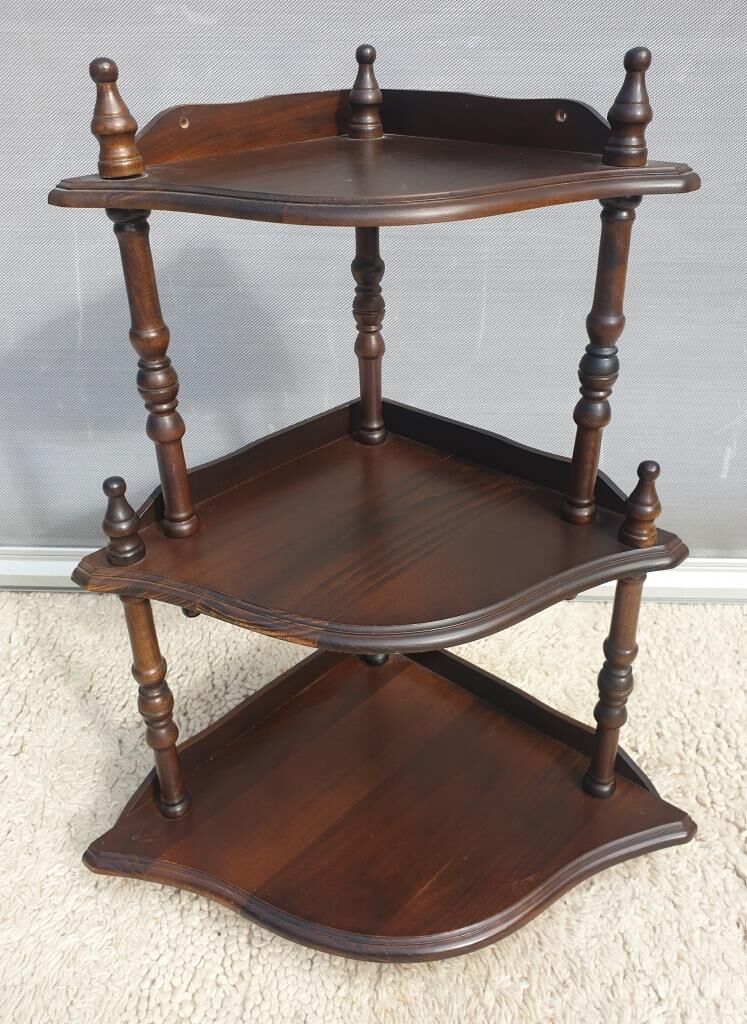 Wall-mounted corner display with 3 mahogany shelves