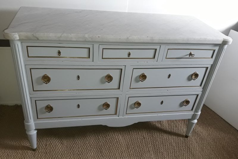 Commode ancienne style Louis XVI peinte dessus marbre
