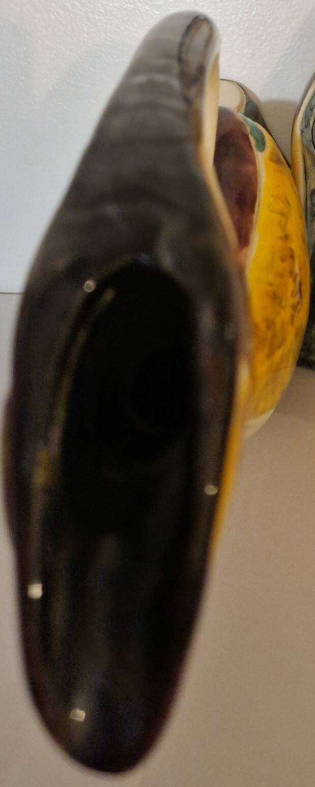 Paire de grands pichets zoomorphes en céramique émaillée, Vallauris, 1960