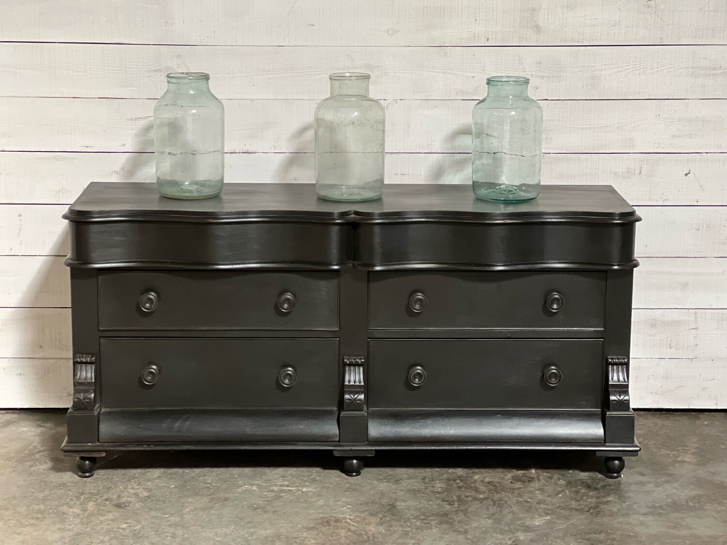 Old chest of drawers