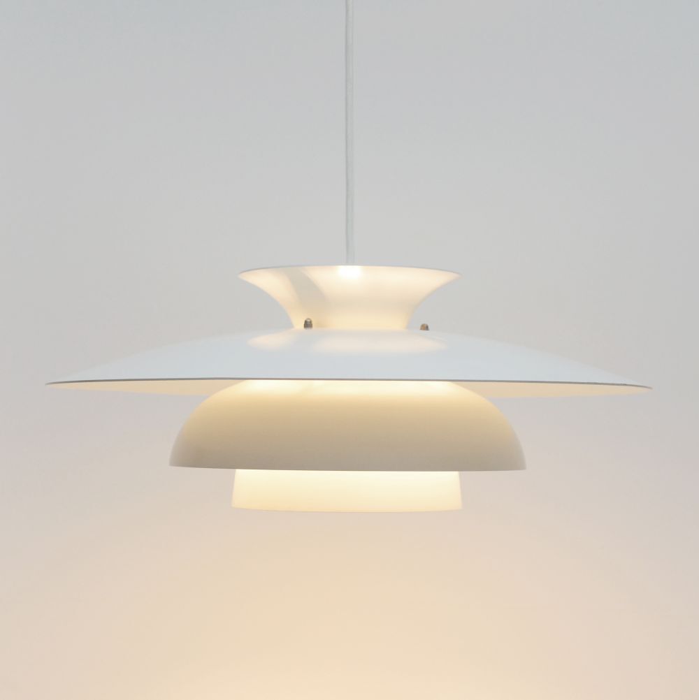 Danish white Junge hanging lamp, 70