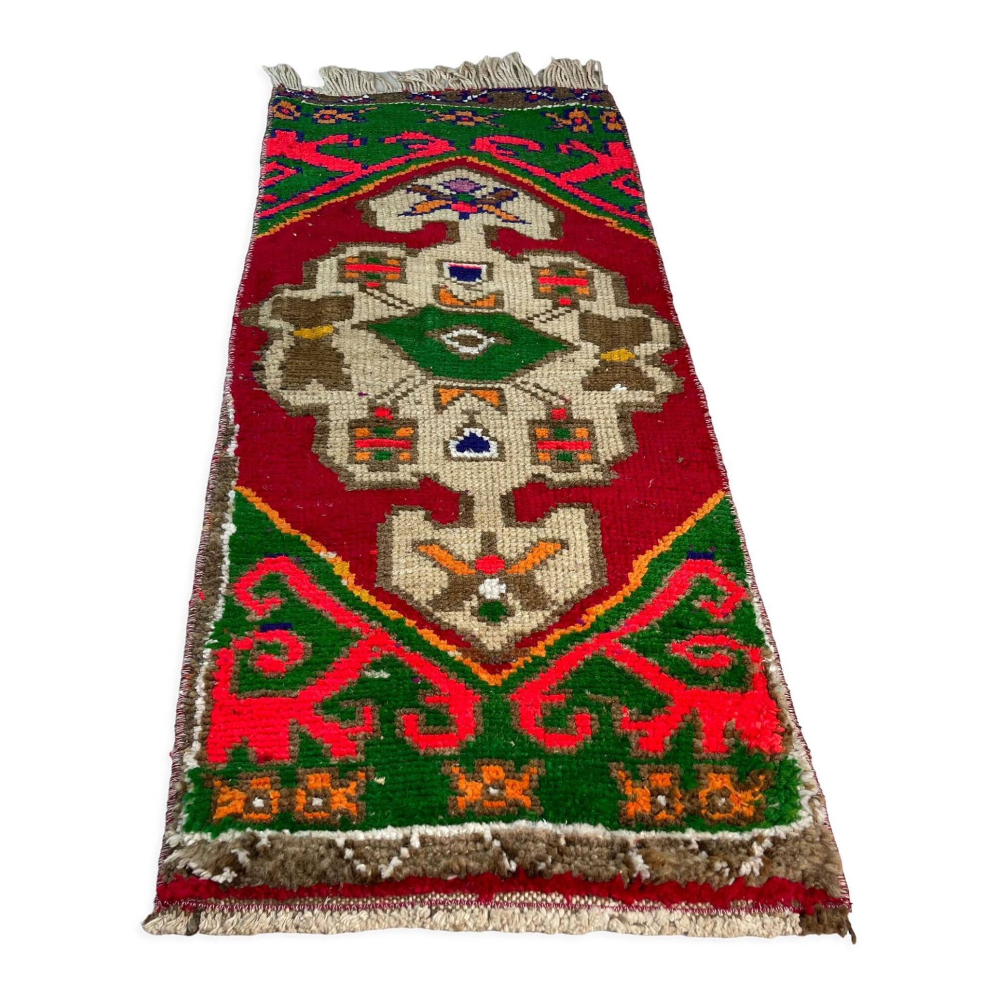 Vintage turkish pastel rug , 100 x 43 cm