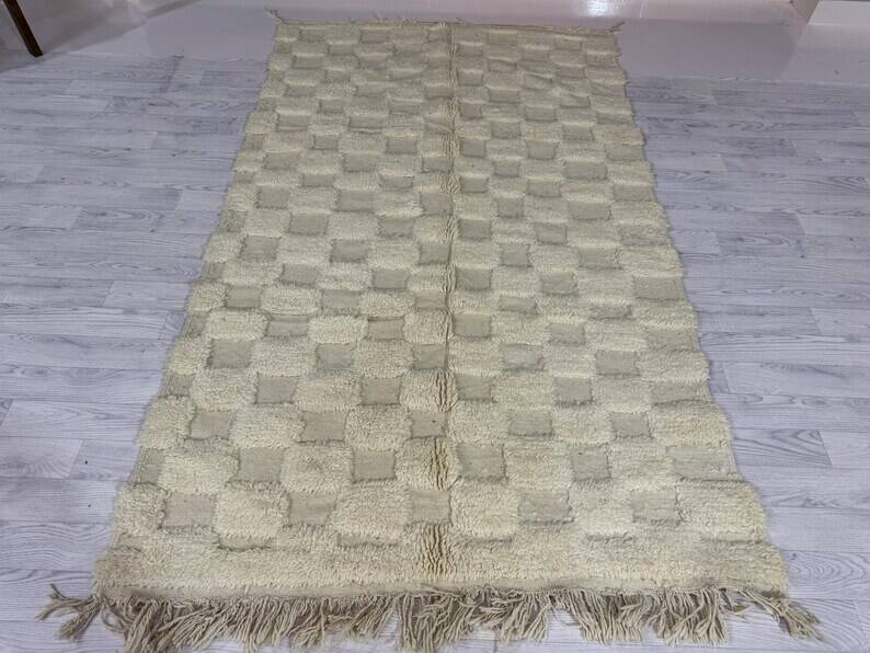 Handmade Berber rug 250cm x 150cm