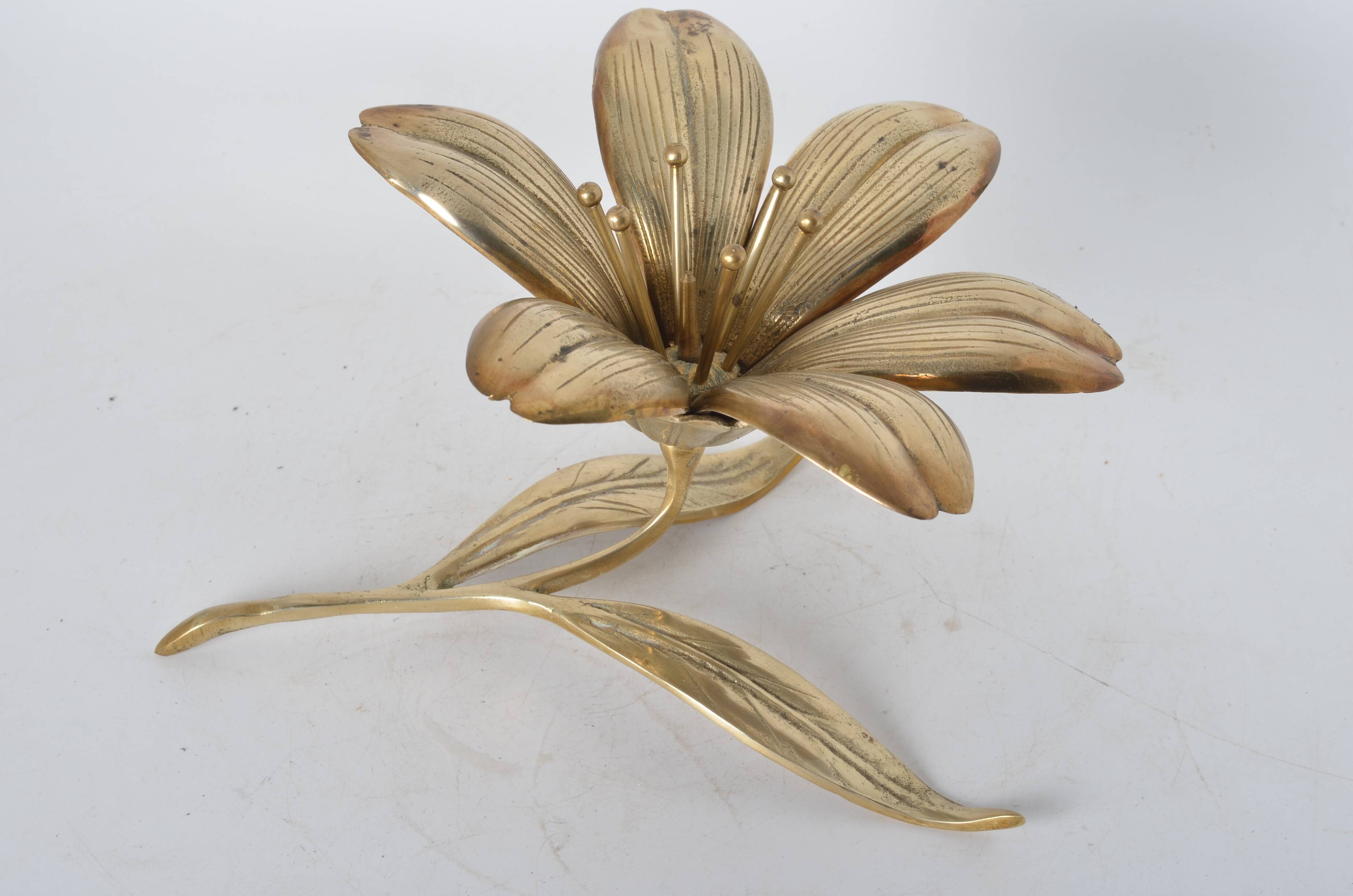 Brass flower ashtray