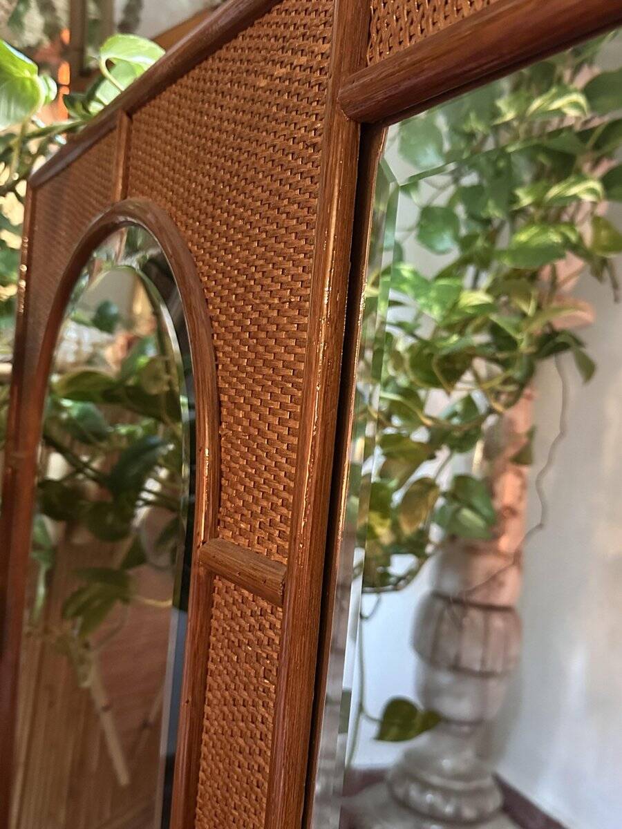 Italian coastal mirror in bamboo and rattan in the style of Vivai del Sud, 1970s.