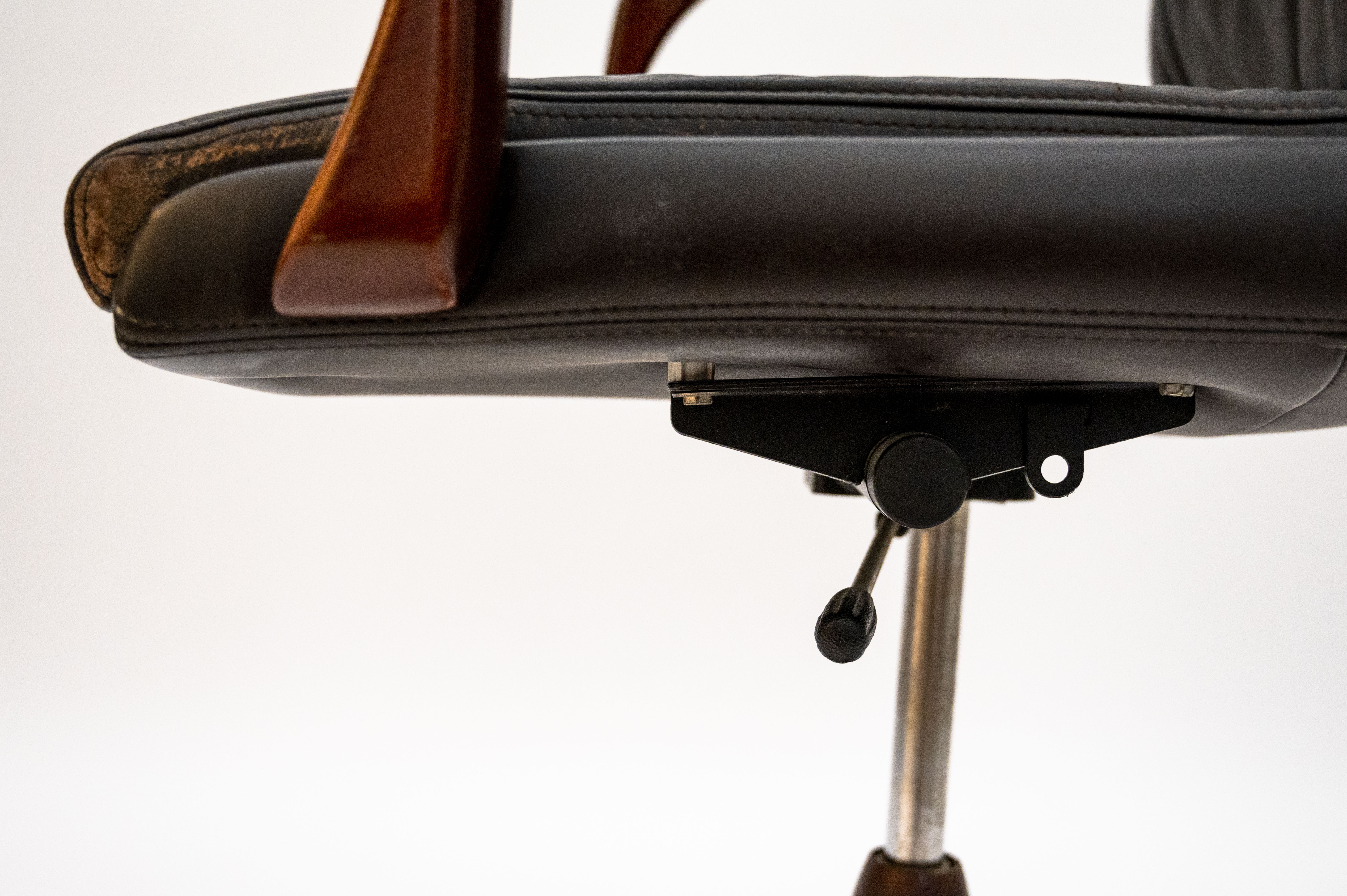 Fauteuil de bureau vintage en cuir