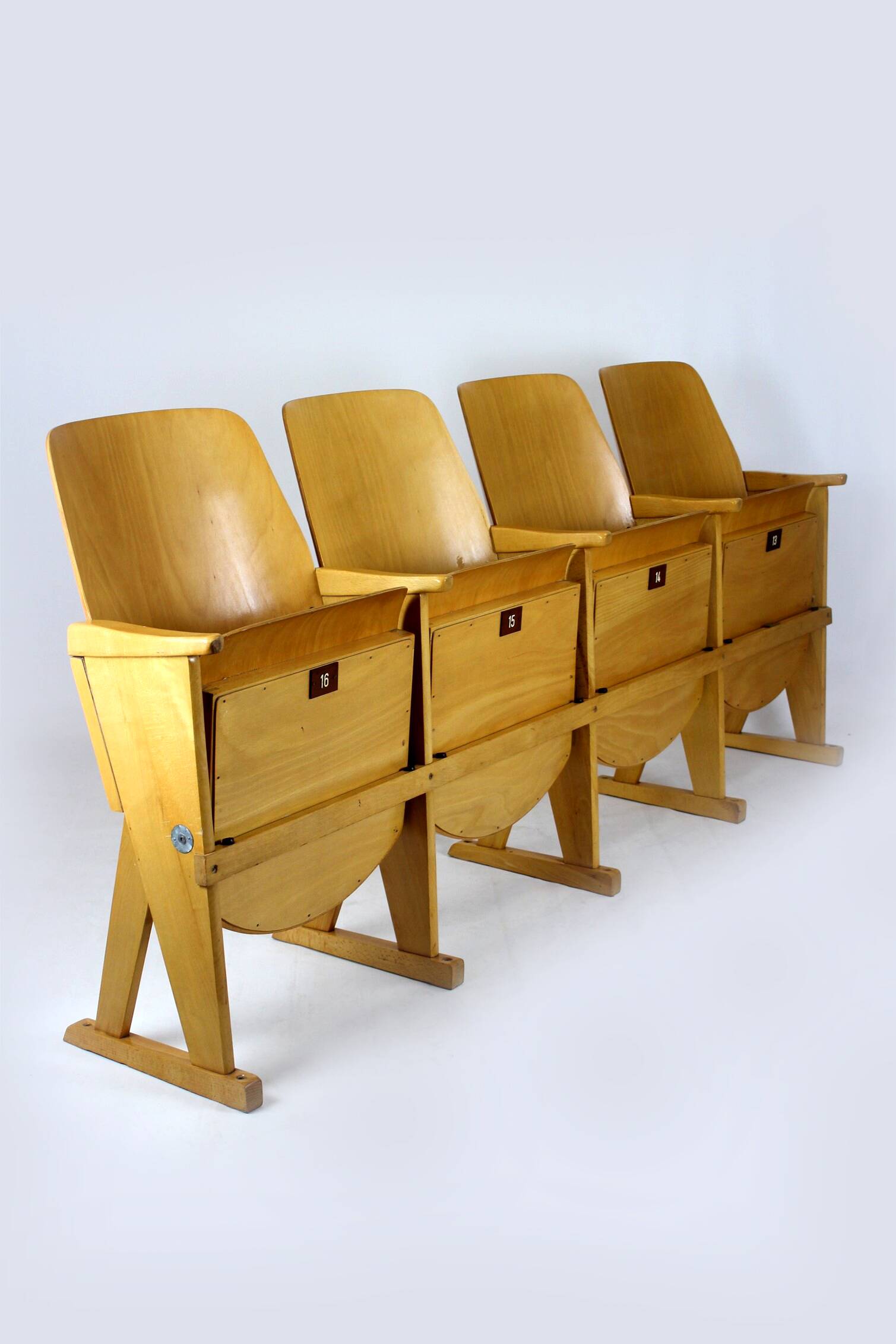 Chaises de cinéma vintage de Ton, années 1960, ensemble de 7