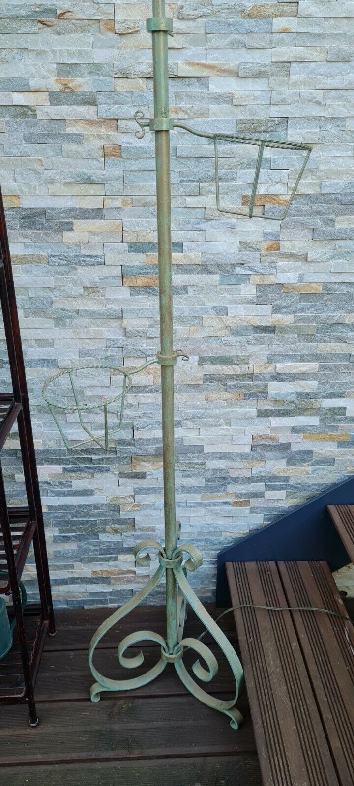 Lampadaire en fer forgé champêtre