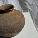 Small round ancient vase in engraved terracotta, Indonesian polychromy H10 D1