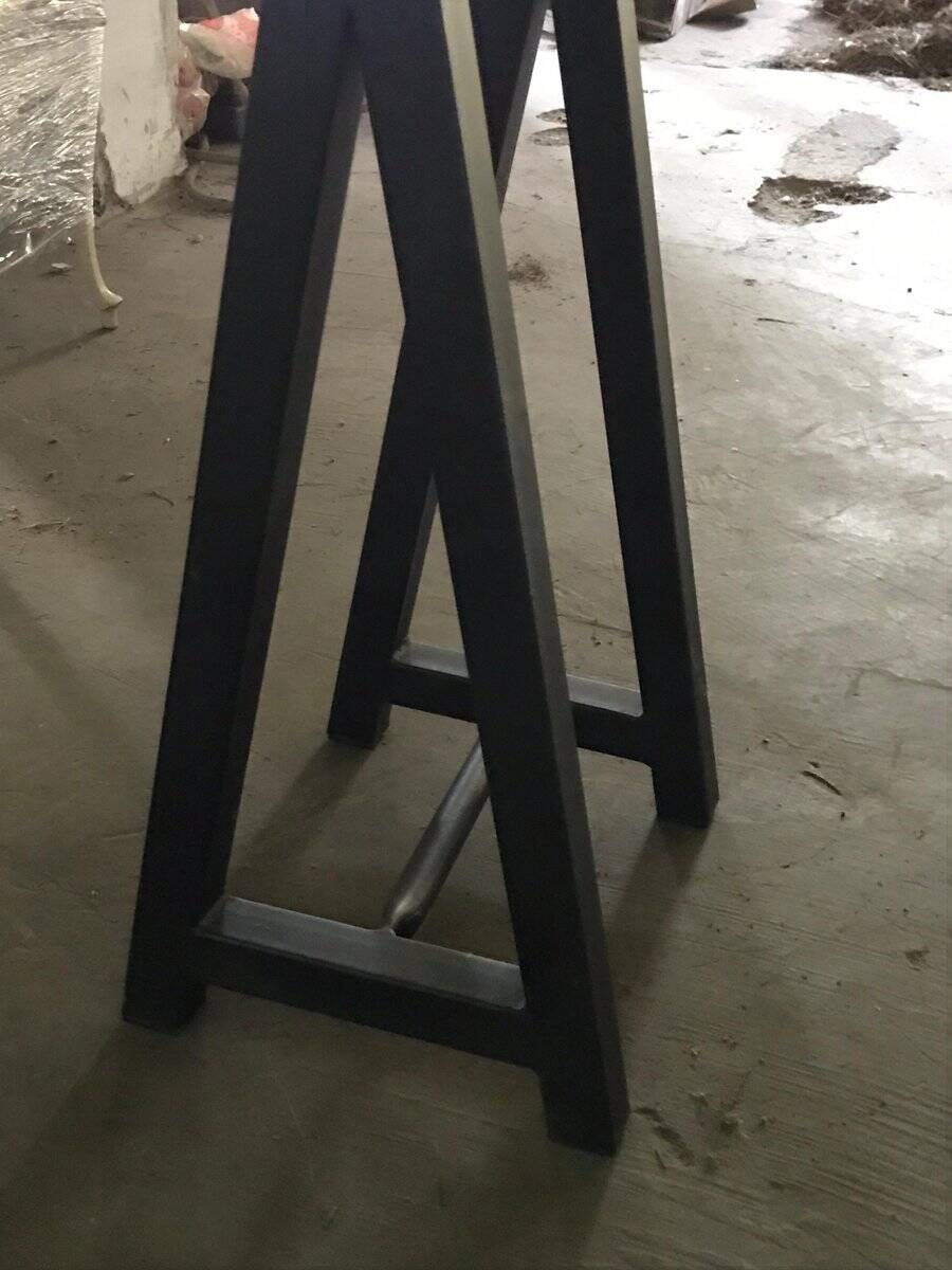 Antique industrial butcher's table in brown and black metal - Hungarian workbench circa 1900