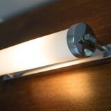 Bauhaus or functionalist chrome wall lamp, 1930