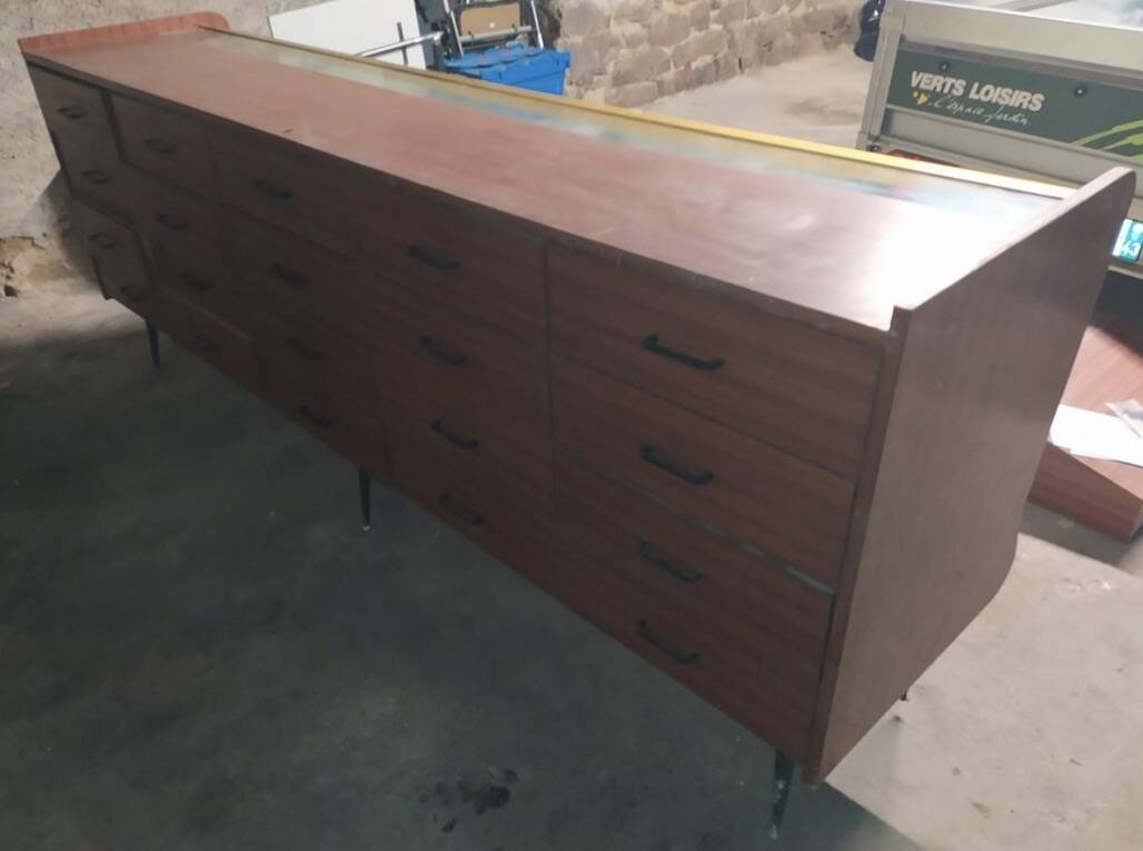 Comptoir Vitrine de Pharmacie