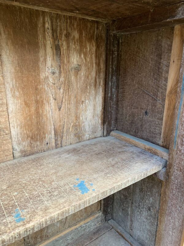 Buffet bas indien, vitré avec 4 portes bleues, récupération de demeure indienne -005