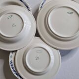 Service of 18 vintage dessert, hollow and flat plates with checkerboard pattern, 1950s