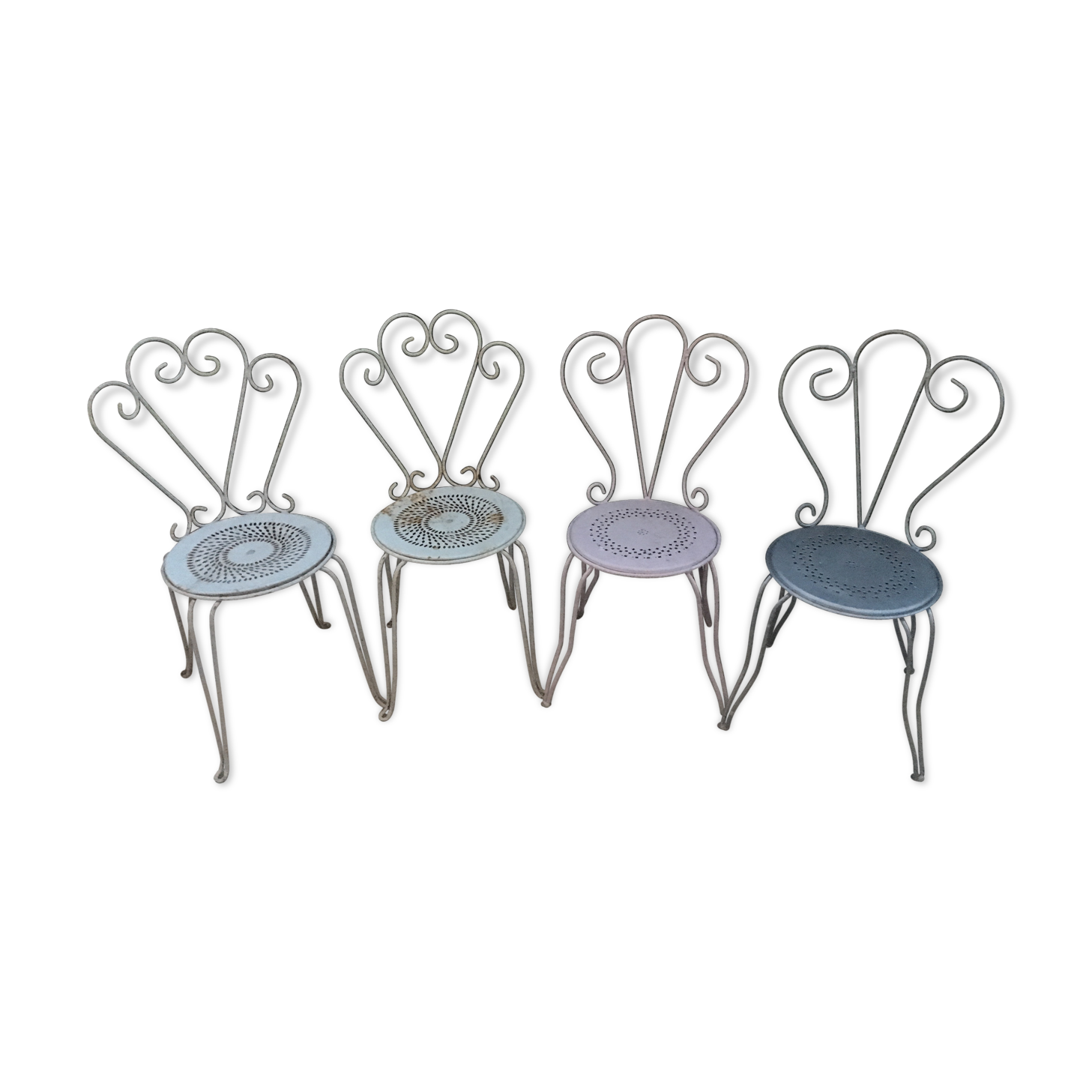 Set of 4 wrought iron garden chairs