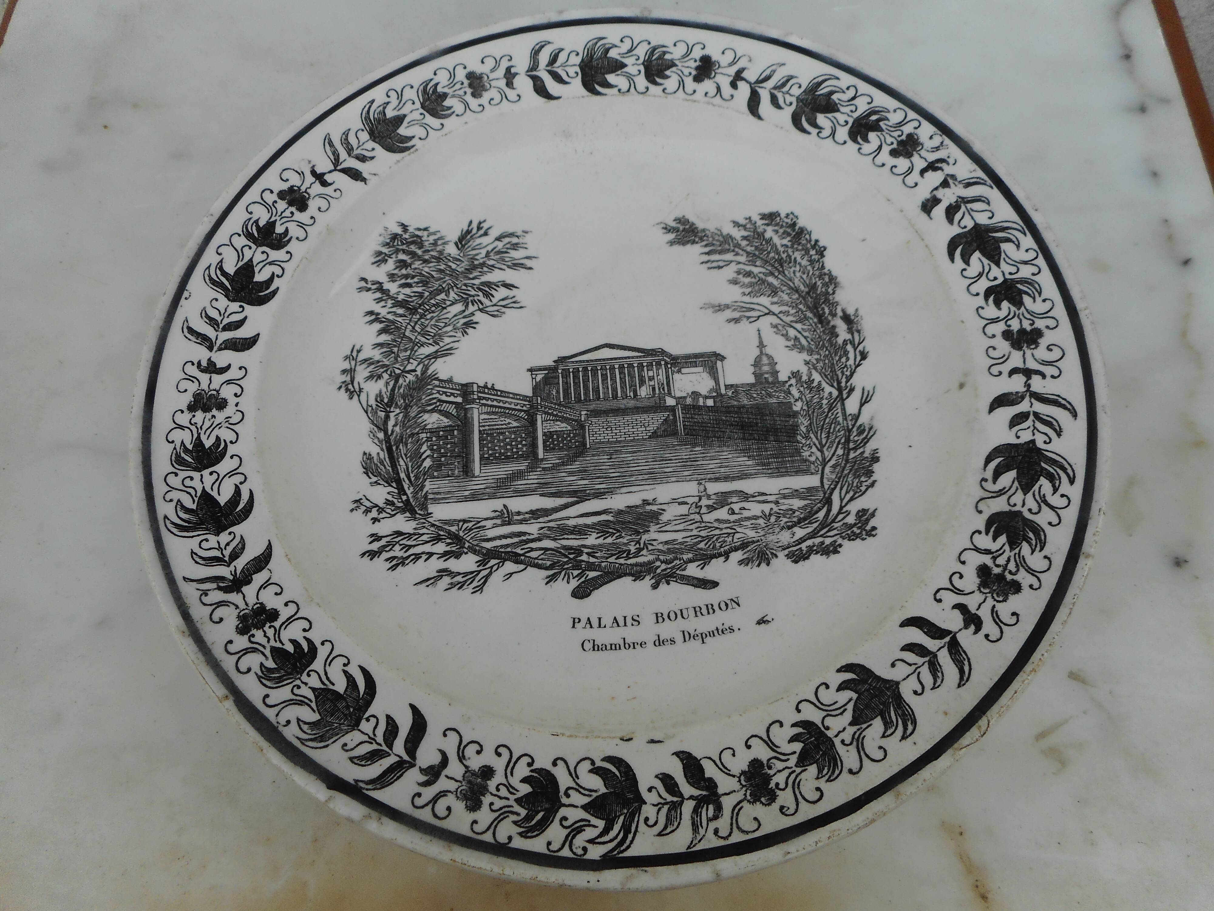 Lot of 5 earthenware plates of Montreau