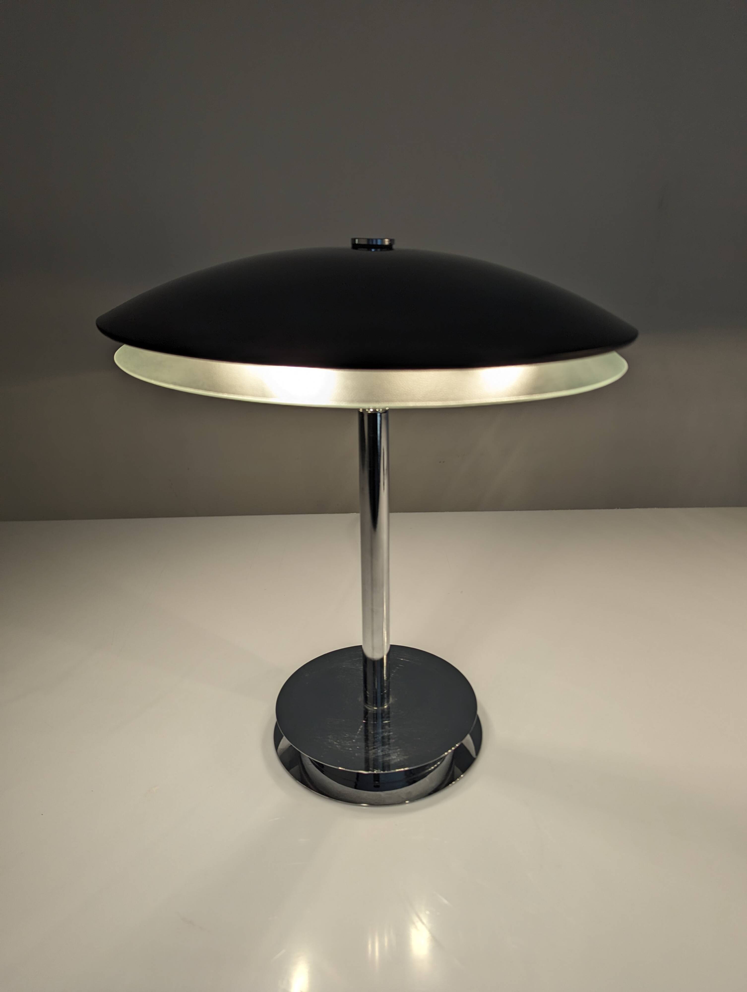 Bis table lamp by Fontana Arte