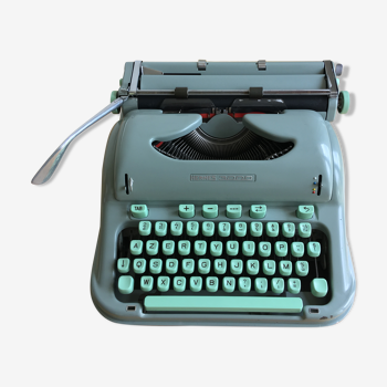 Machine à écrire Hermès 3000