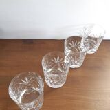 Set of 4 glasses of crystal whisky signed