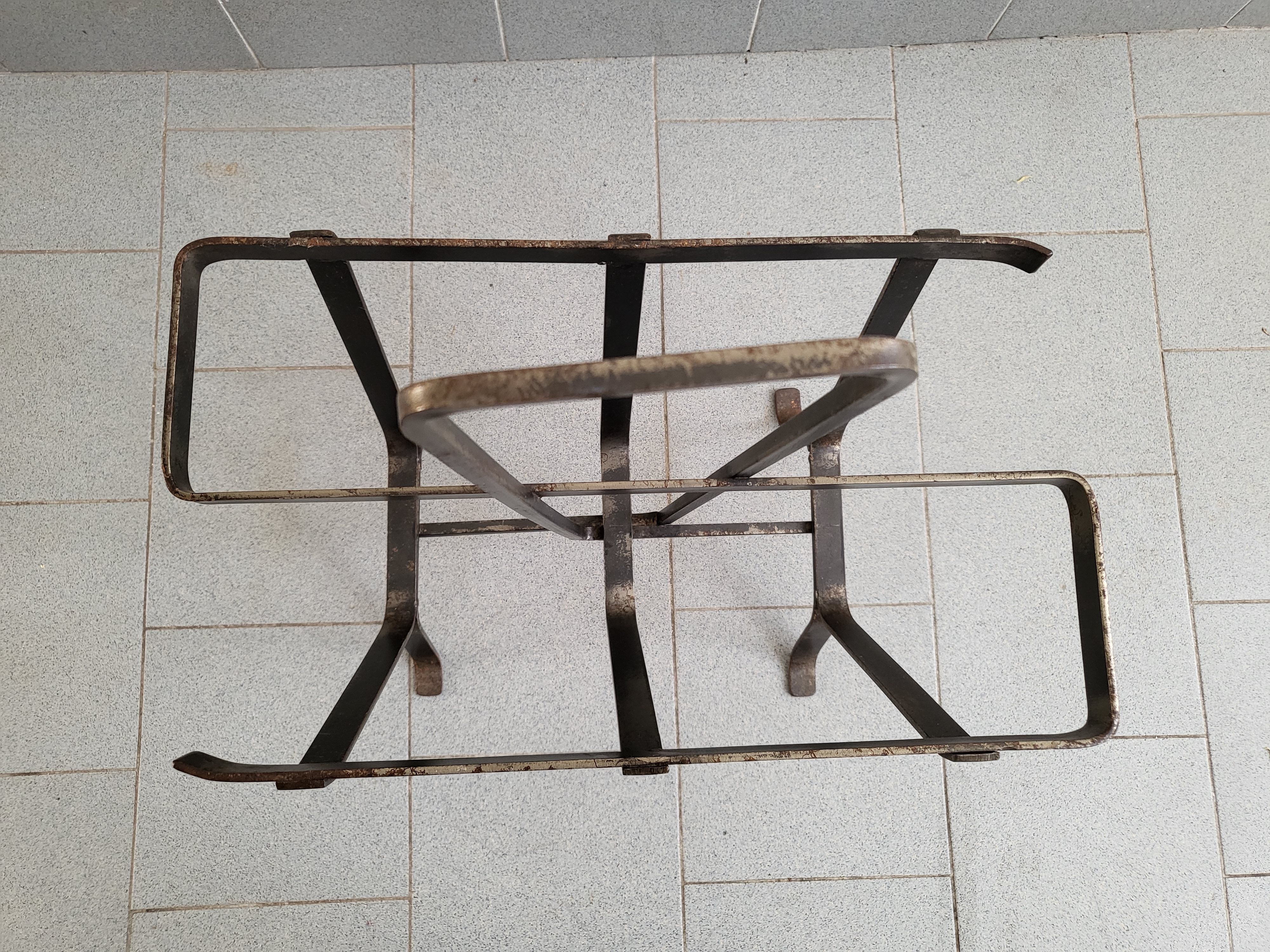 Vintage magazine holder 1950