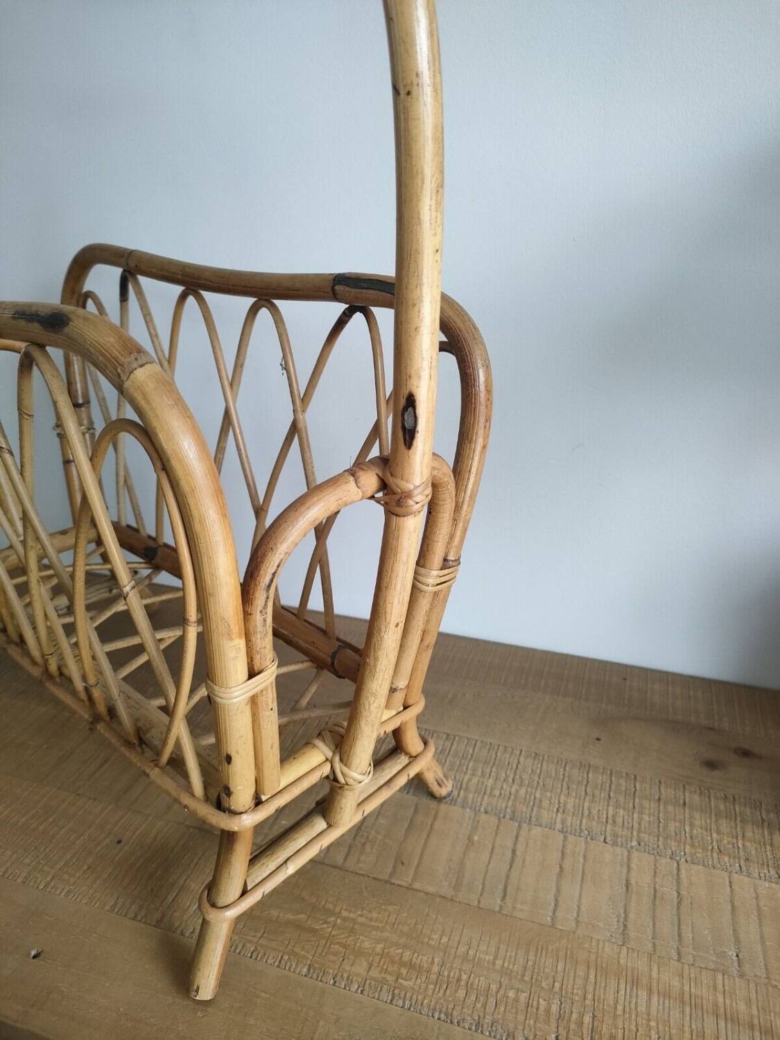 Large Rattan / Wicker Magazine Rack - Curved Shapes - Vintage - Old - 1960s