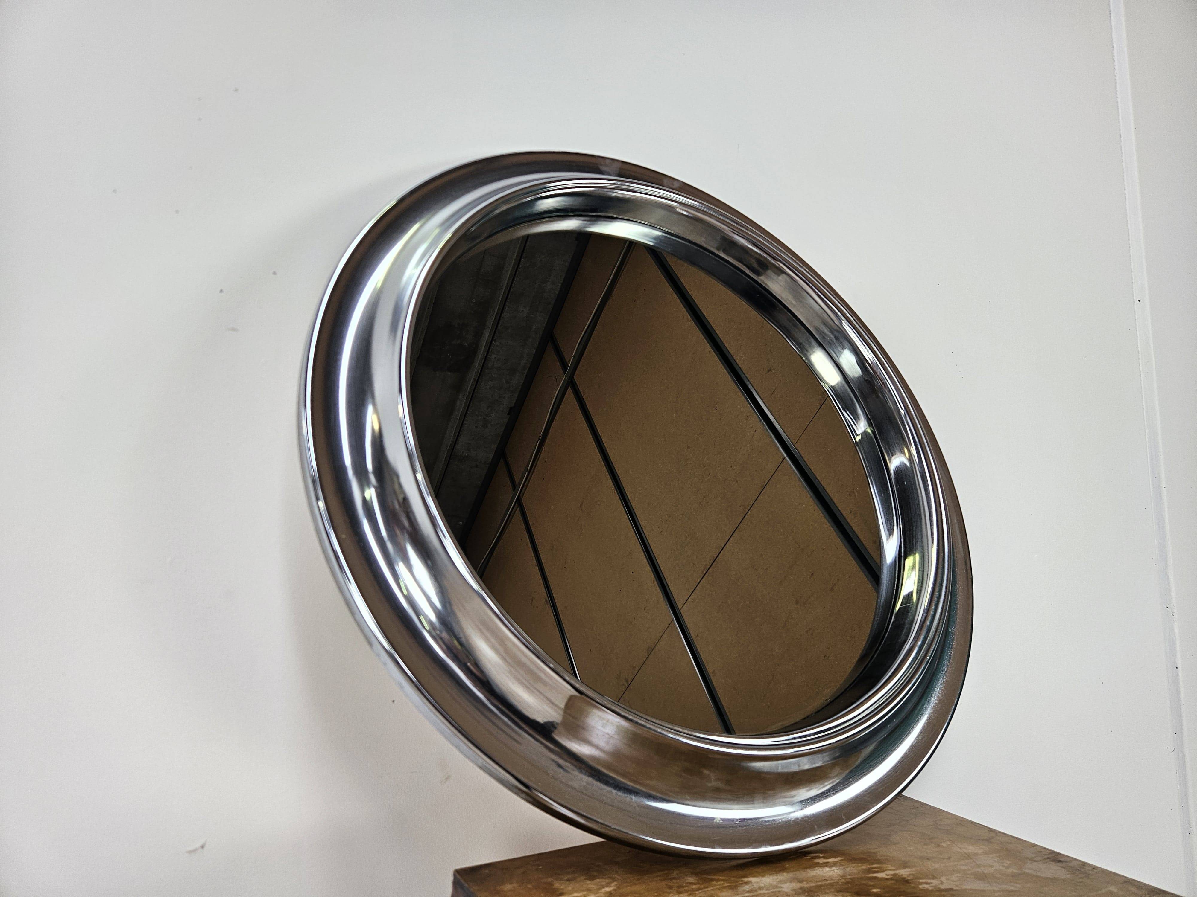 Miroir rond vintage en plastique chromé, 1970