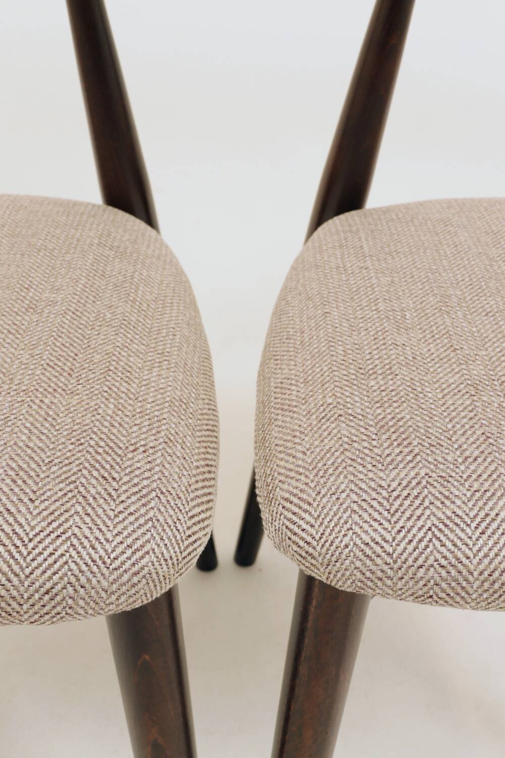 Set of 4 Modern Beech Wood Dining Chair, Herringbone red fabric