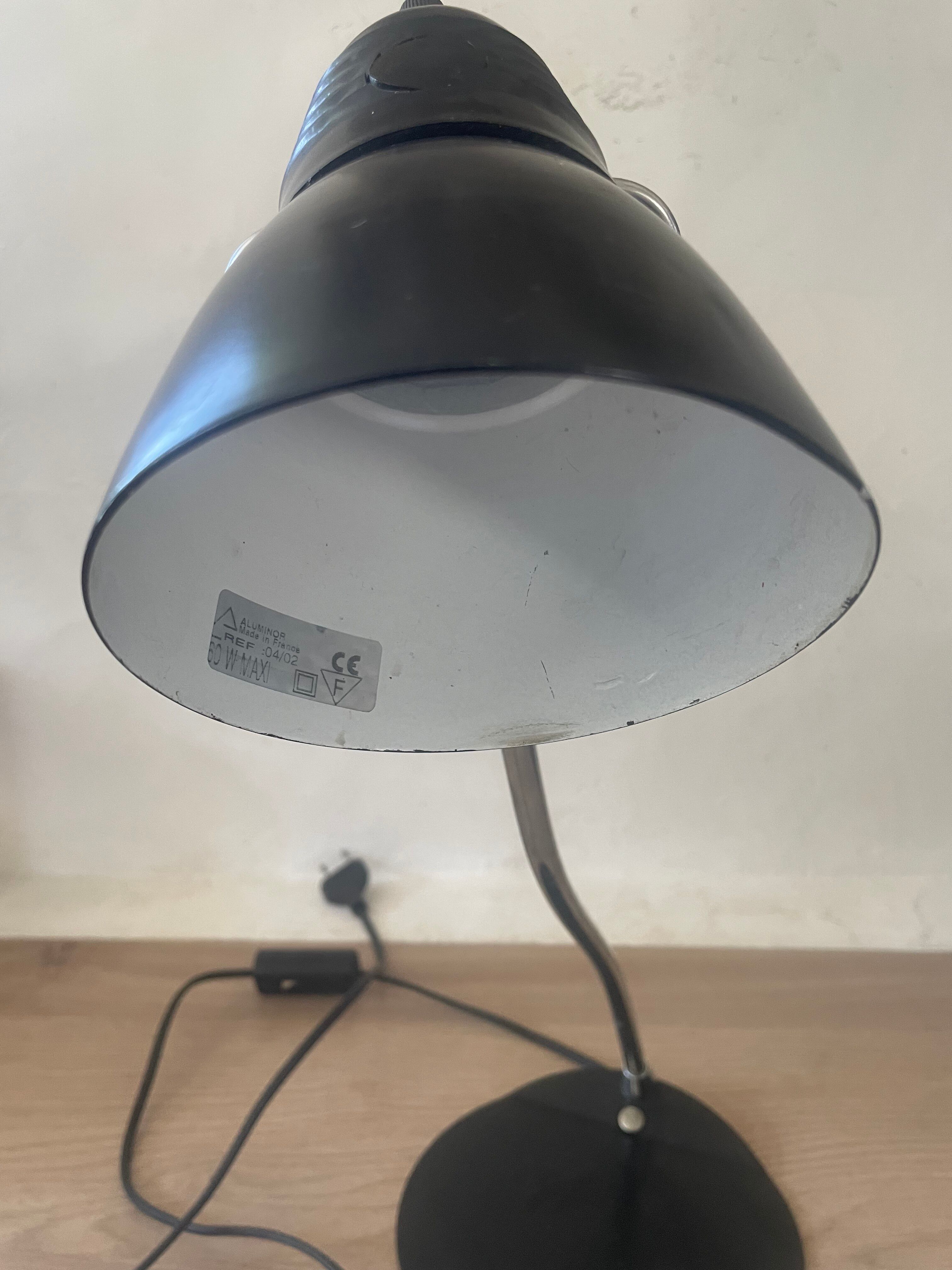 Aluminor metal desk lamp