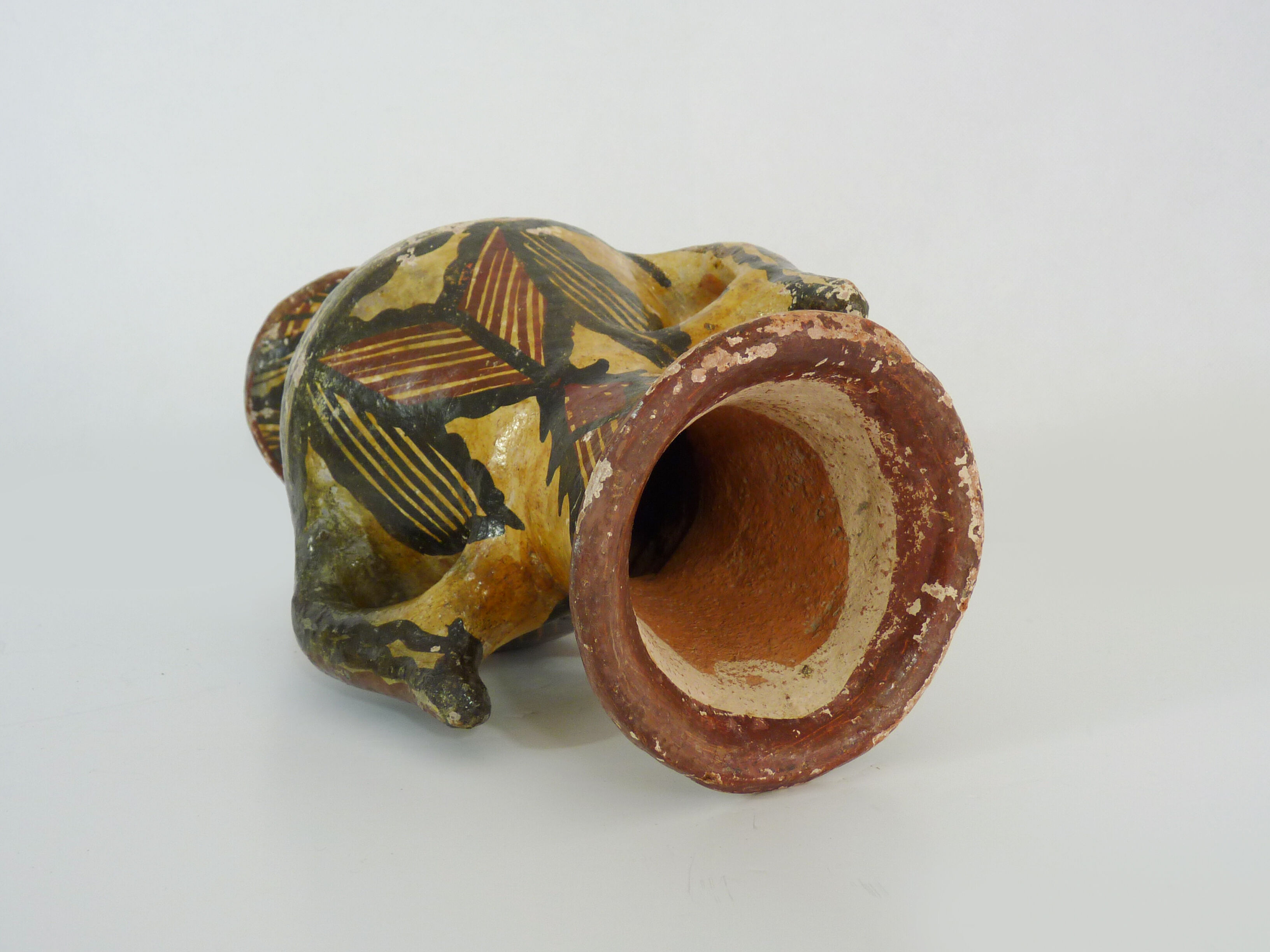 Iddeqi Kabyle pottery, Kabyle amphora,Berbere, Kabyle folk art. Year 50