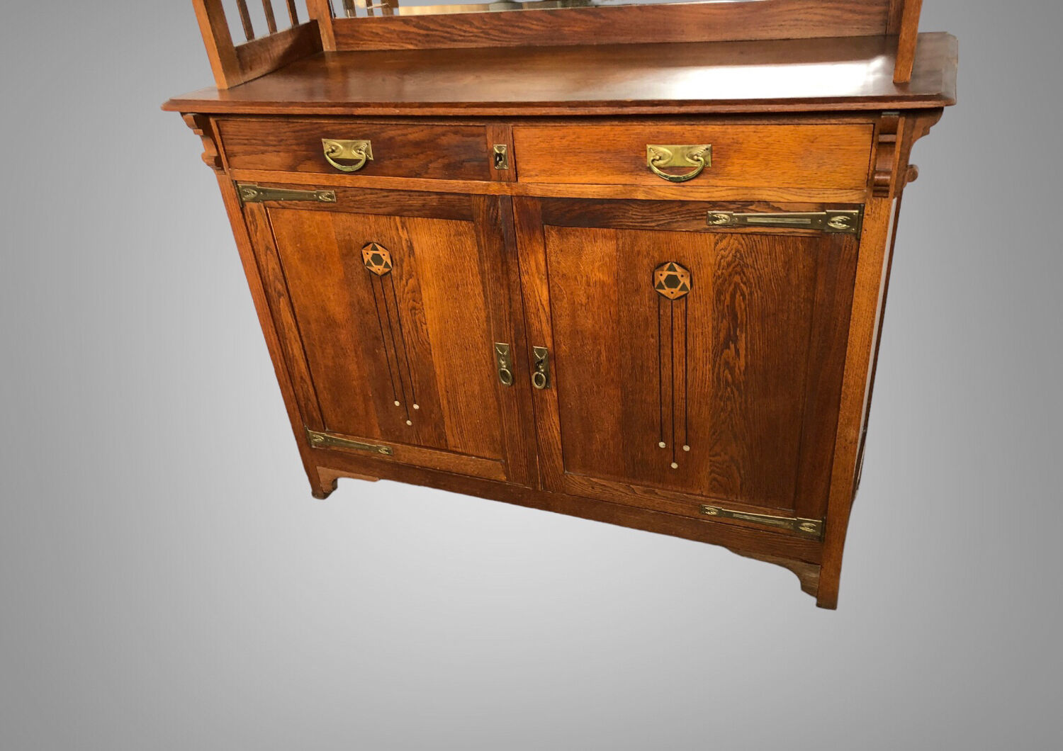 Art Nouveau china cabinet by Gustave Serrurier Bovy