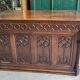 Ancien bureau 9 tiroirs en noyer de style gothique ref je