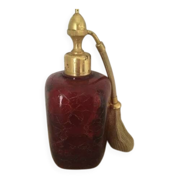 Flacon de parfum ancien.