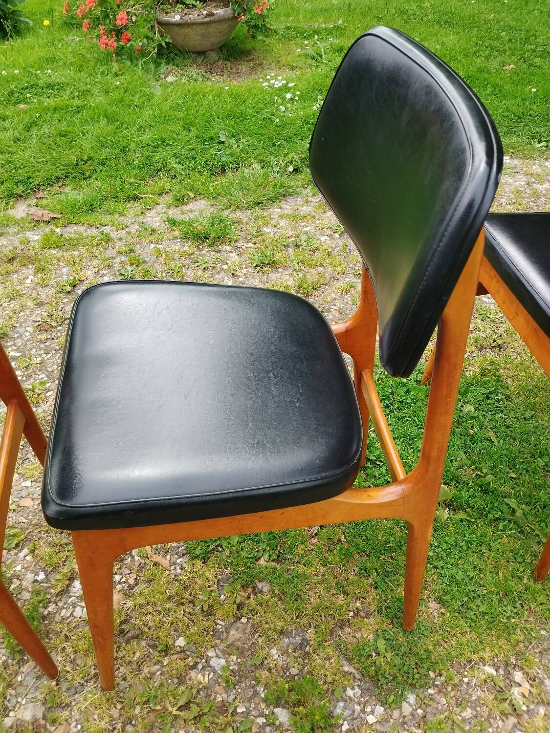 Series of 6 old Scandinavian design chairs
