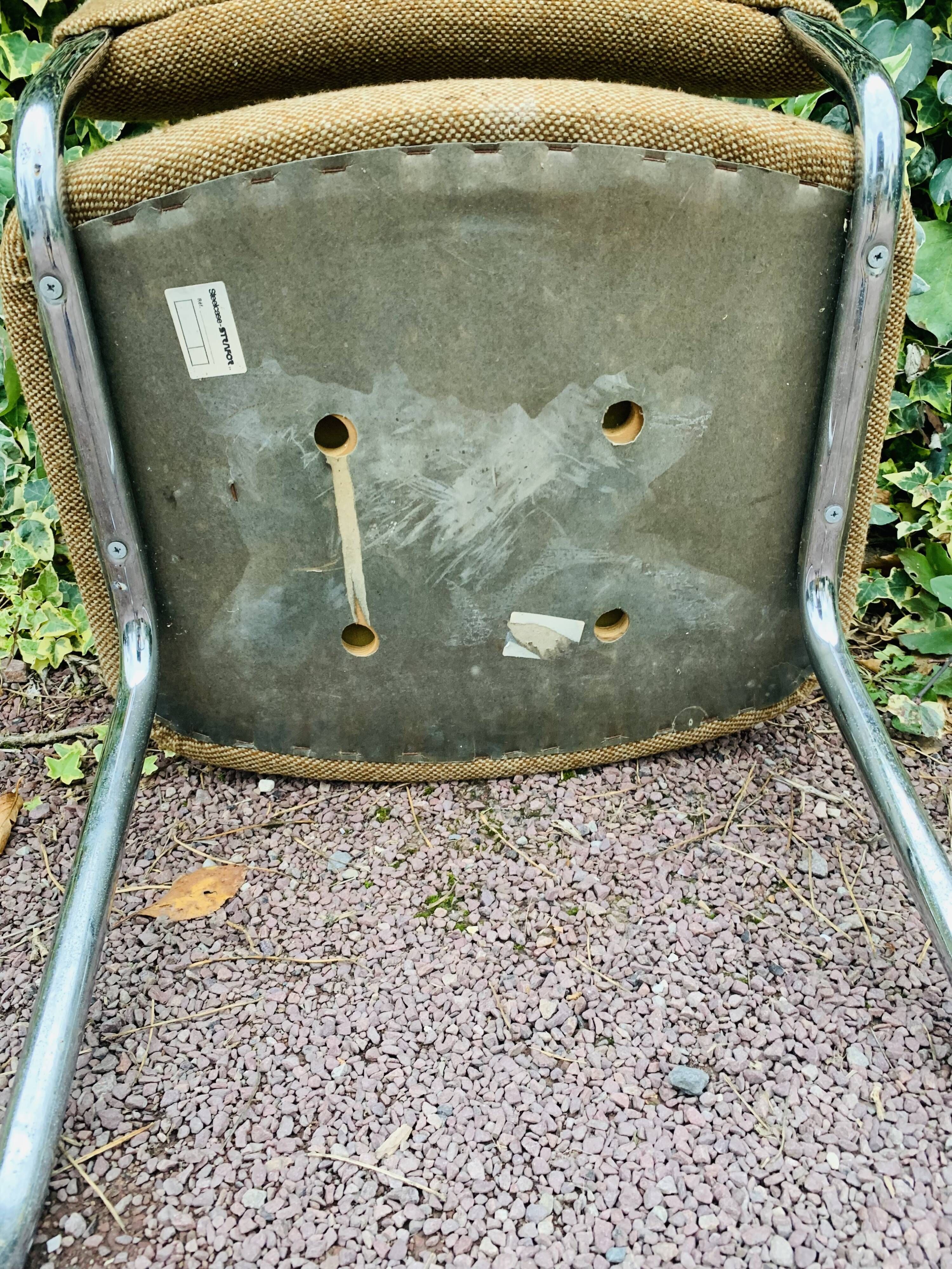 Vintage Strafor Steelcase chair from the 1980s.