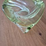 Cendrier Art déco en cristal anis taillé