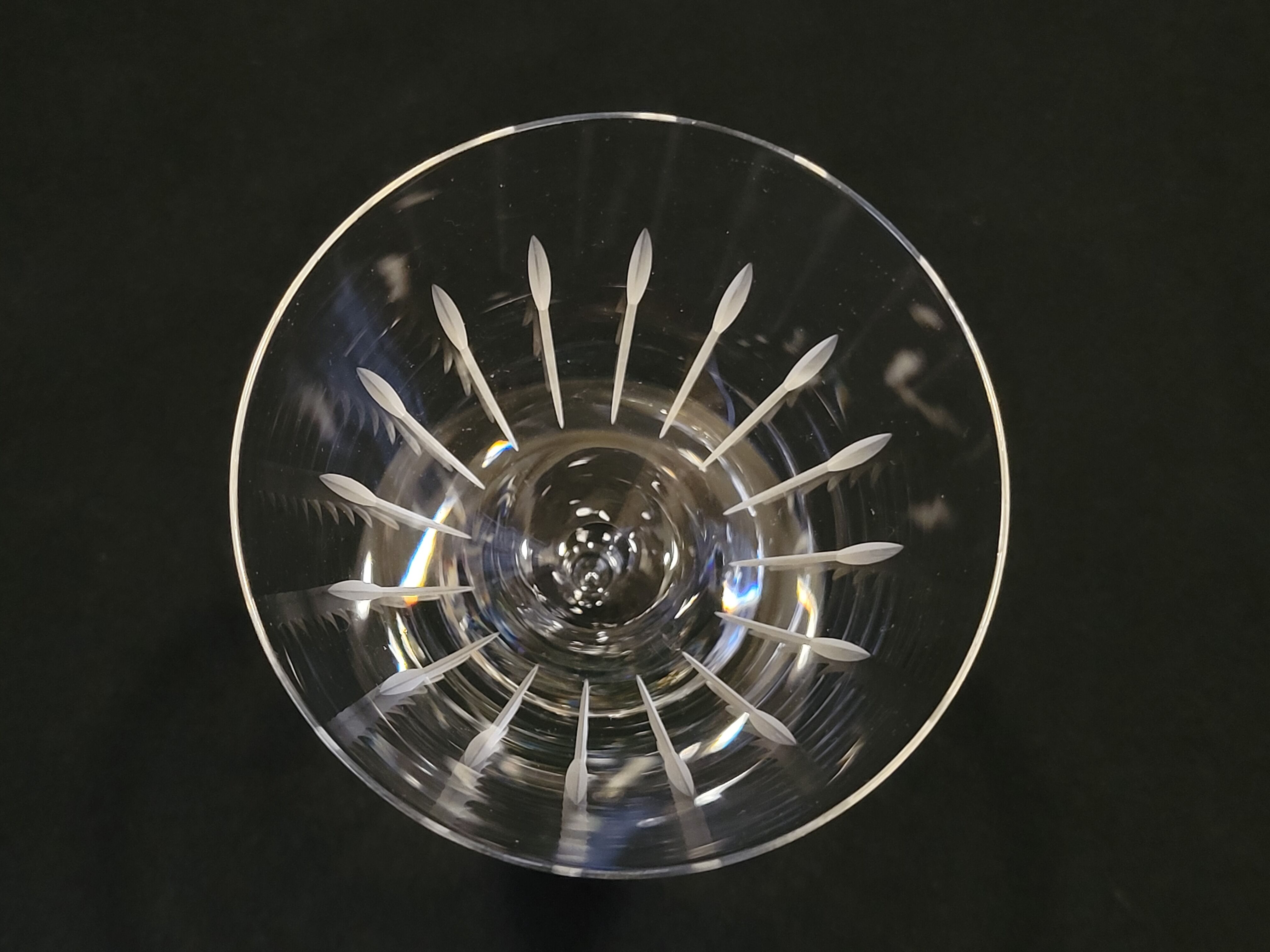 6 wine / port glasses in Baccarat cut crystal? 1930s