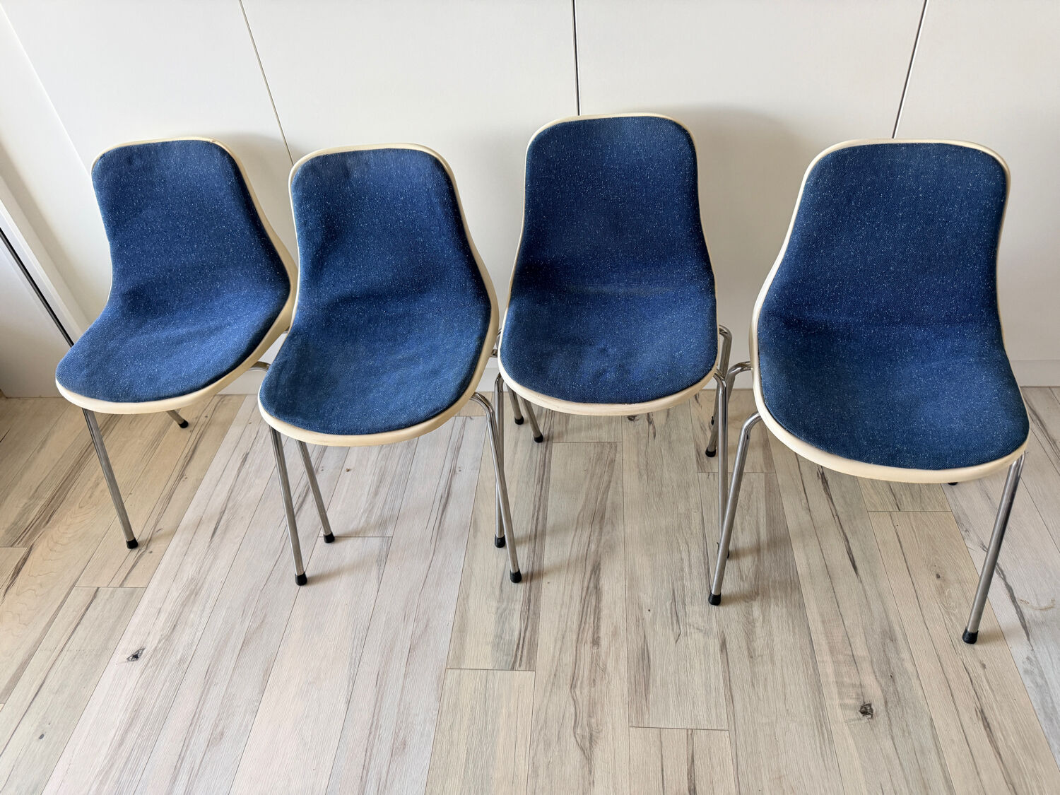 Set of 4 vintage Cojar chairs – Fermigier design – National Furniture