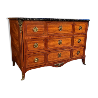 Chest of drawers of the eighteenth century Transition Louis XV Louis XVI