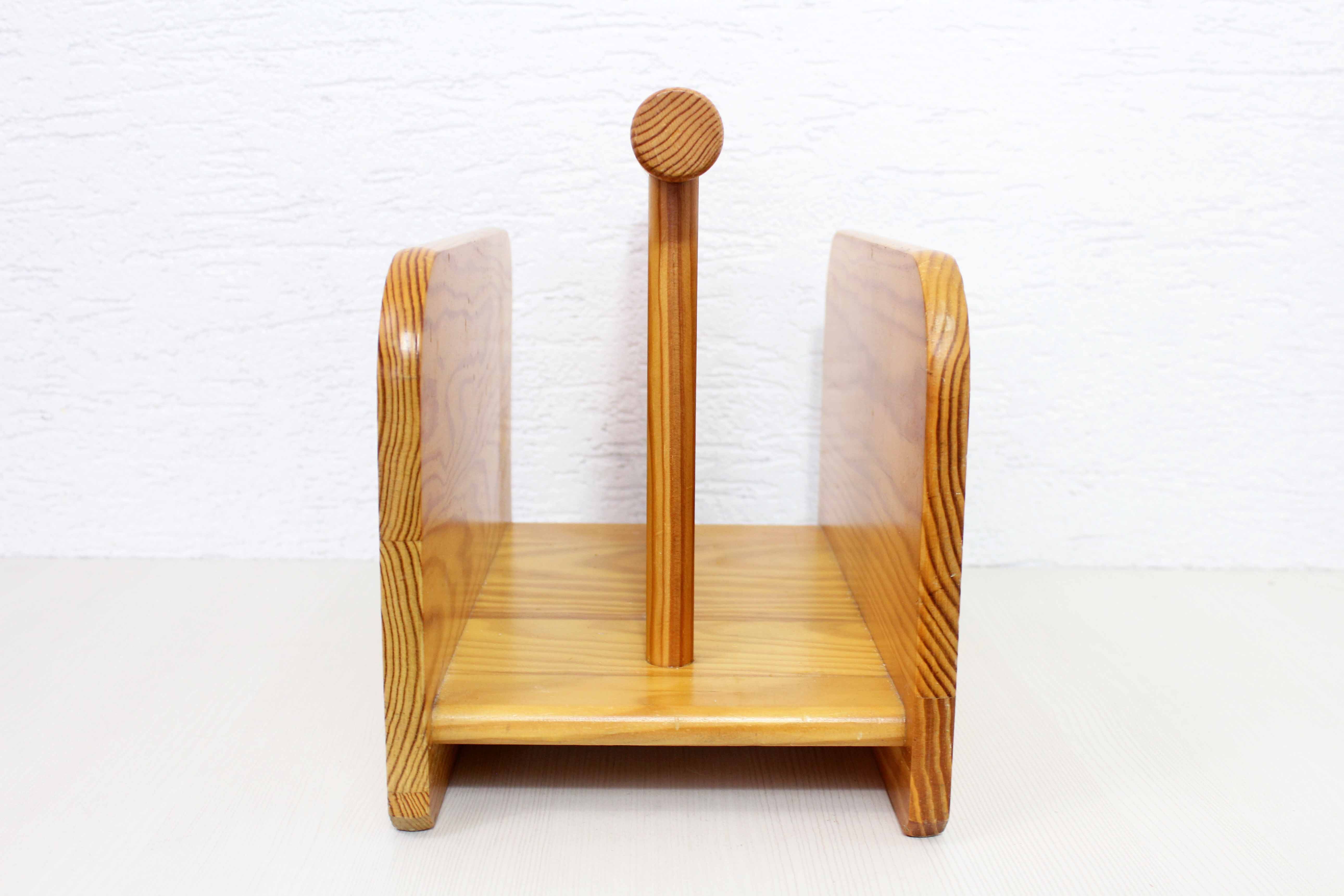 Pine magazine holder
