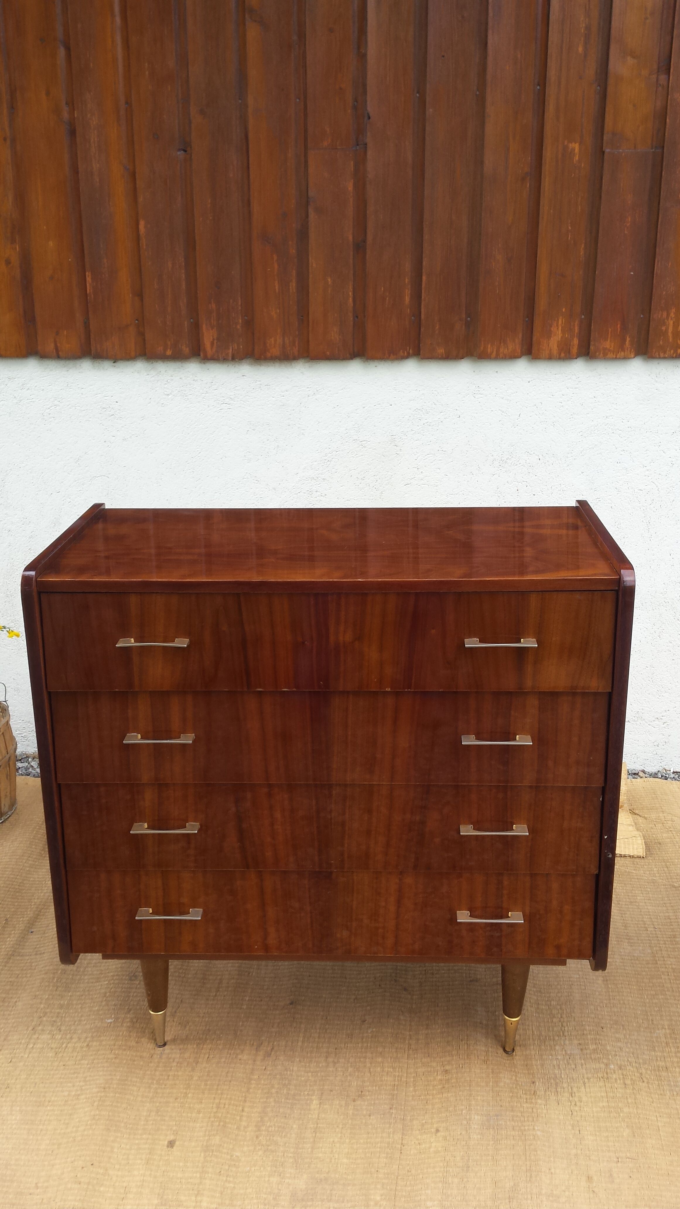 Chest of drawers vintage spindle feet
