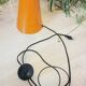 Lampadaire orange sablier postmoderne 1980