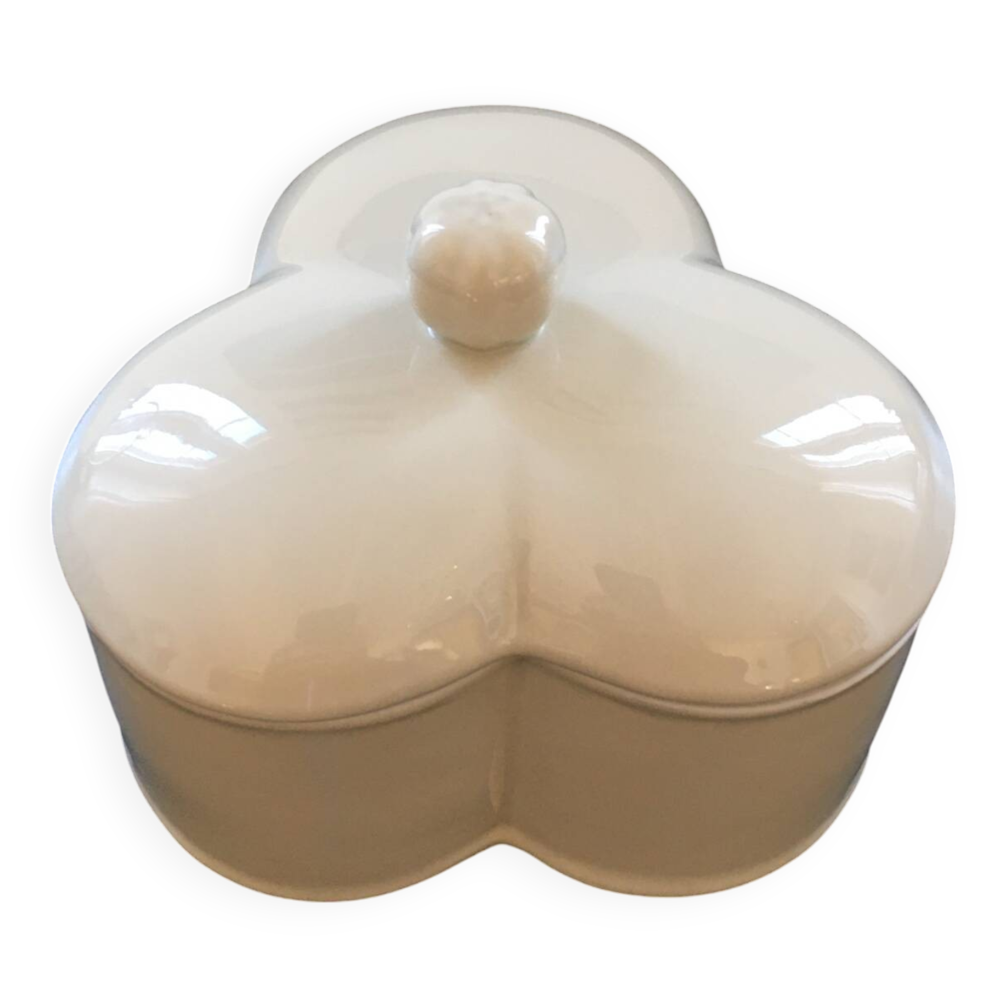 Porcelain clover sugar bowl