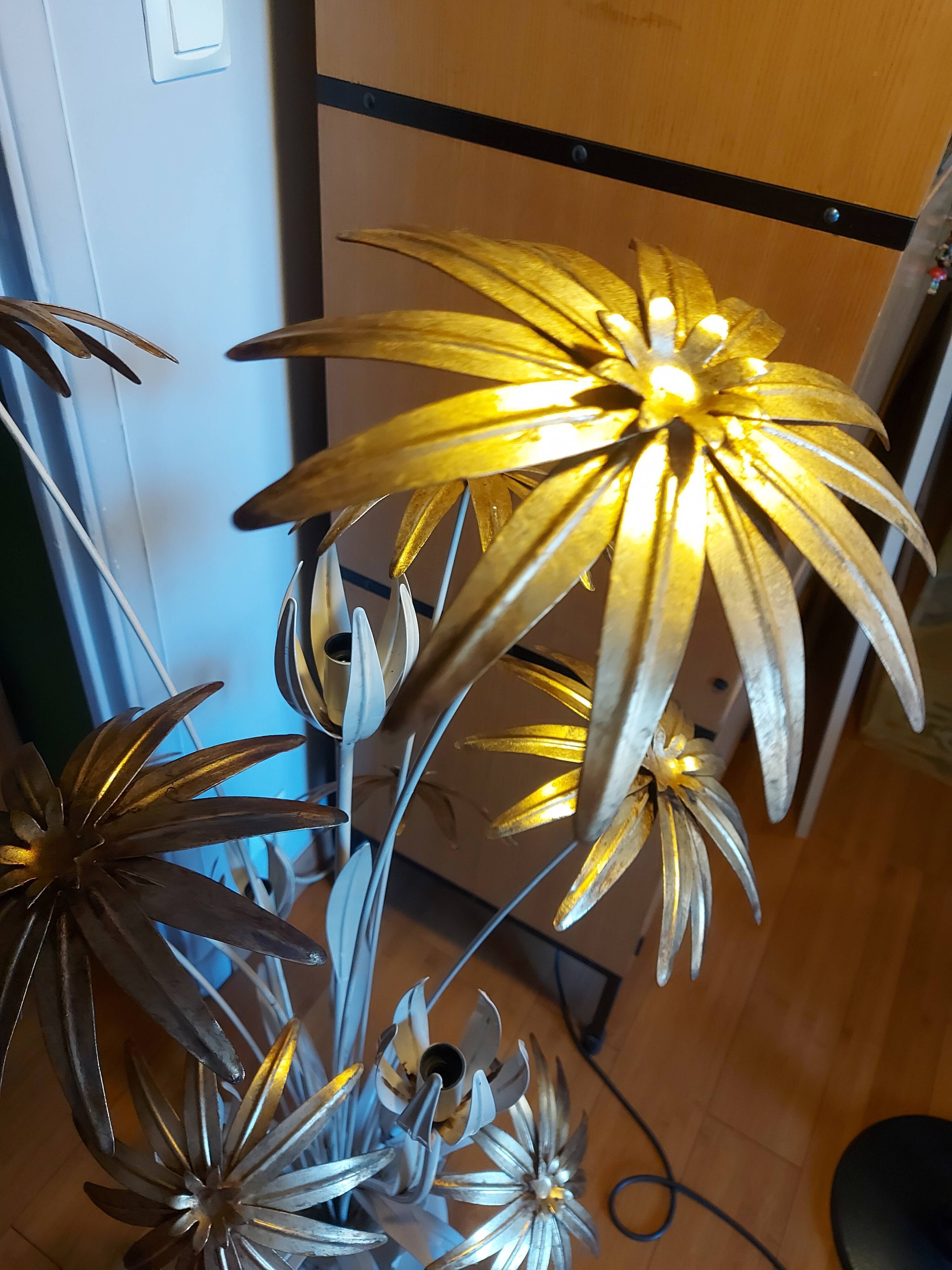 Flower floor lamp design 70'S , Hans Kögl