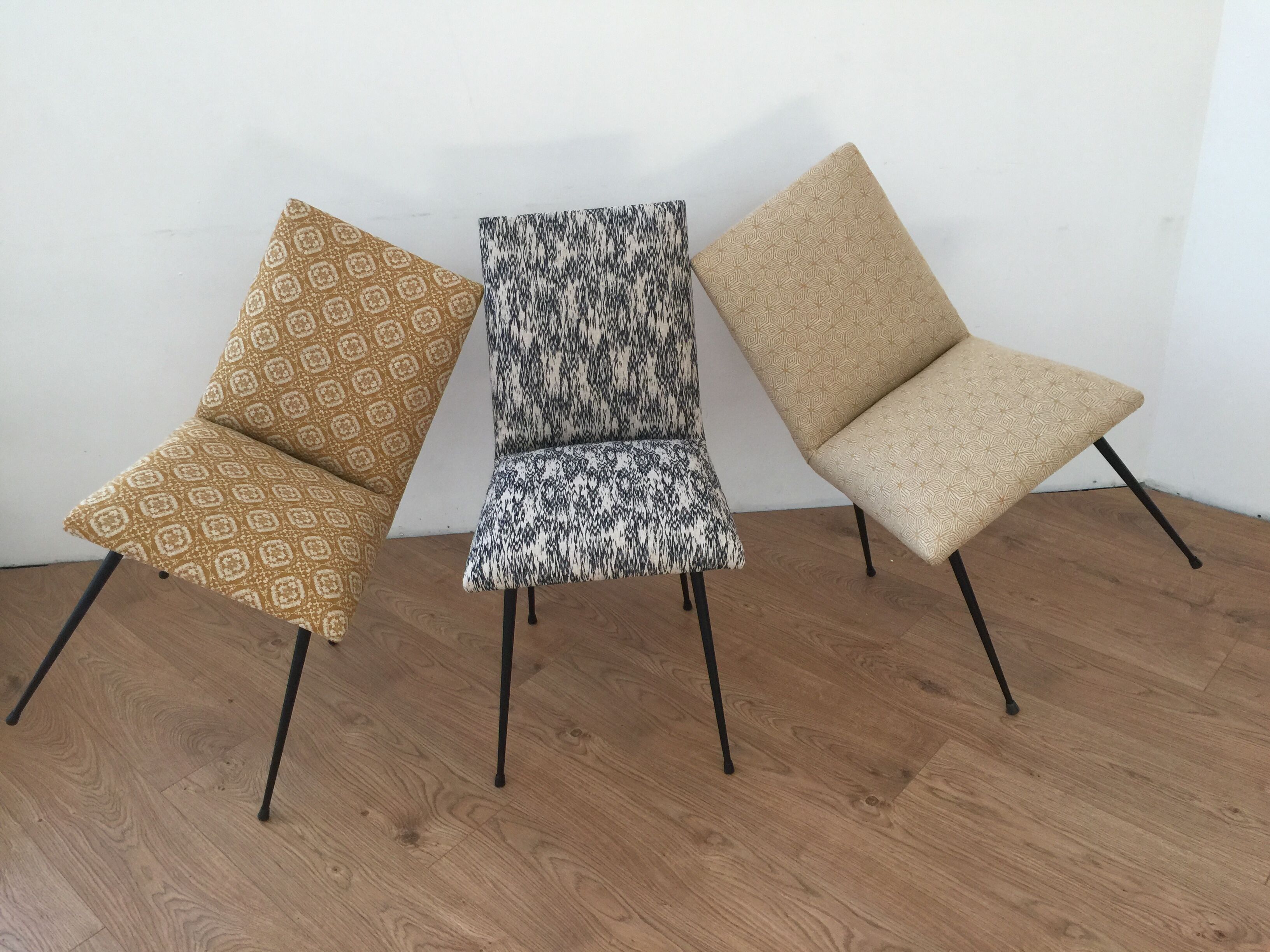 Trio of chairs from the years 70 completely renovated