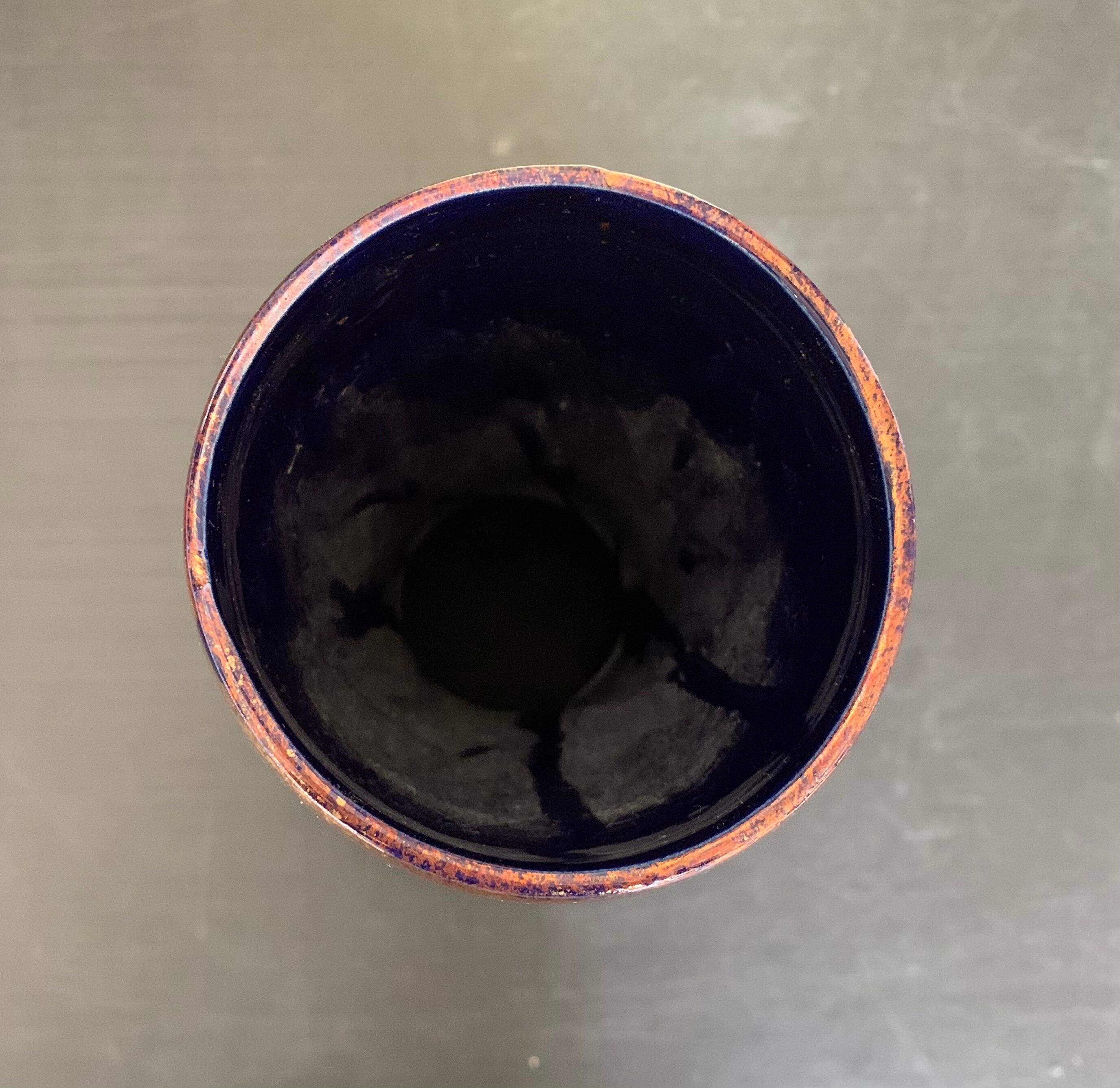 Ceramic vase