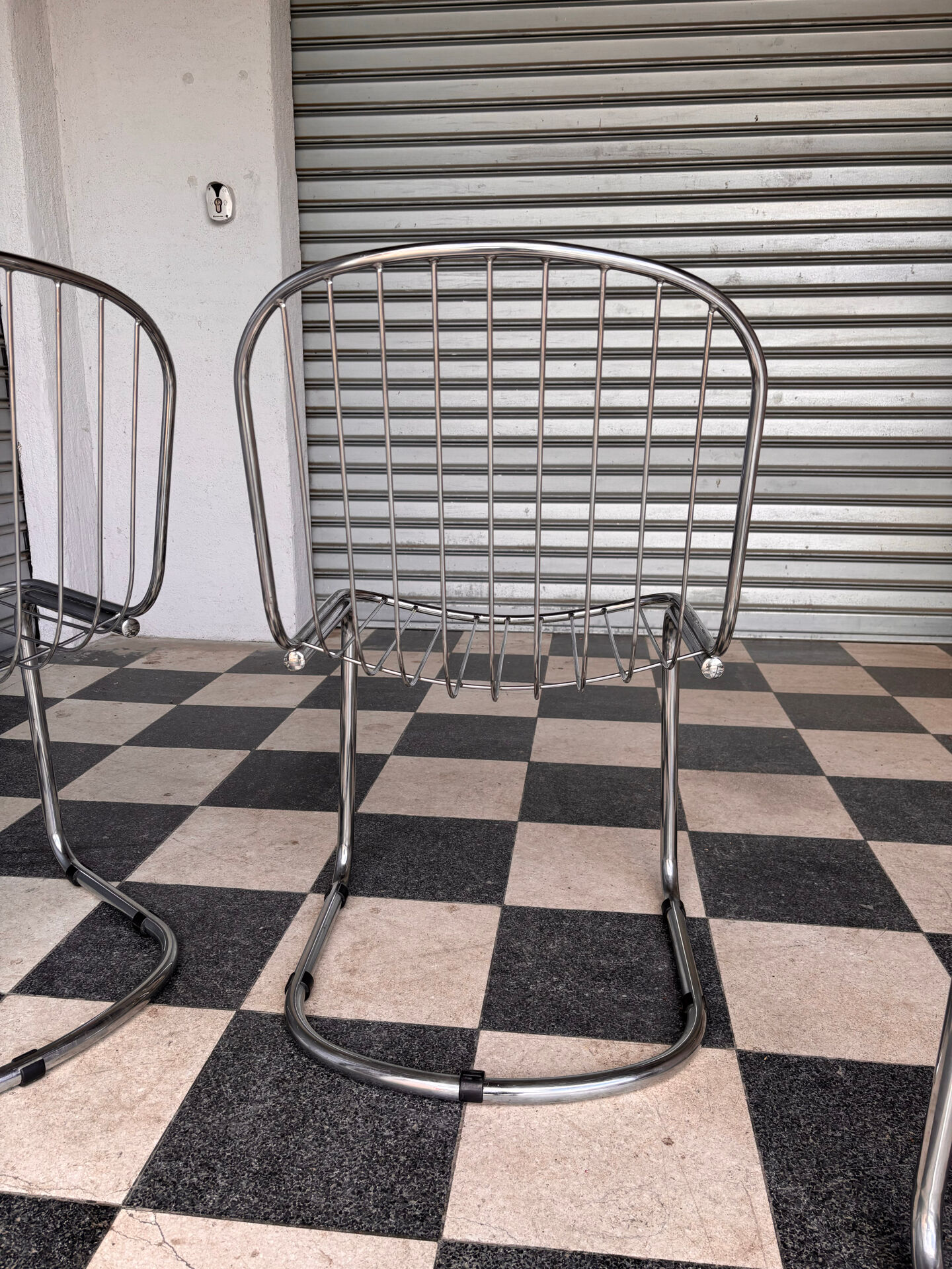 Chaises italiennes seventies