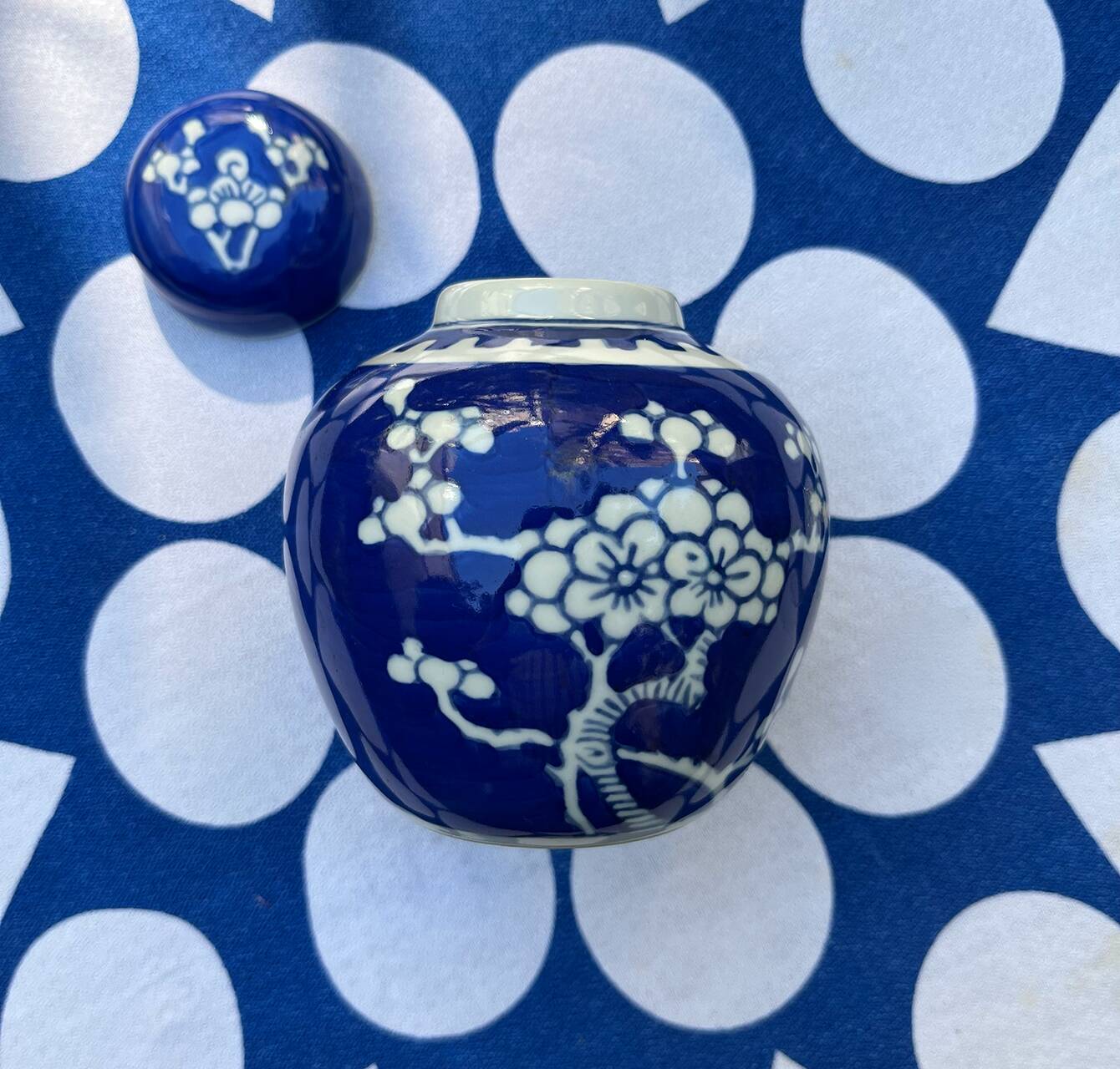 Vintage ginger jar in porcelain
