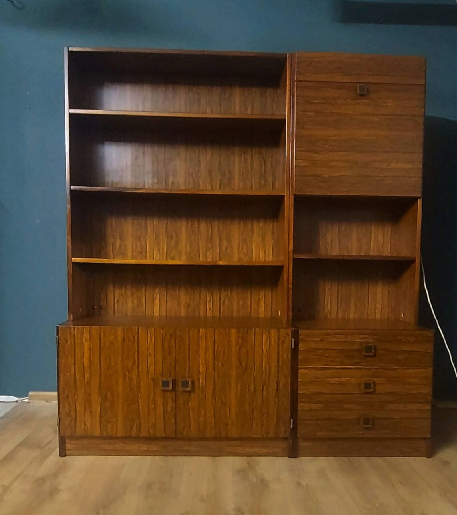Shelf, 2 sections, rosewood veneer, 1960s/70s. 20th century